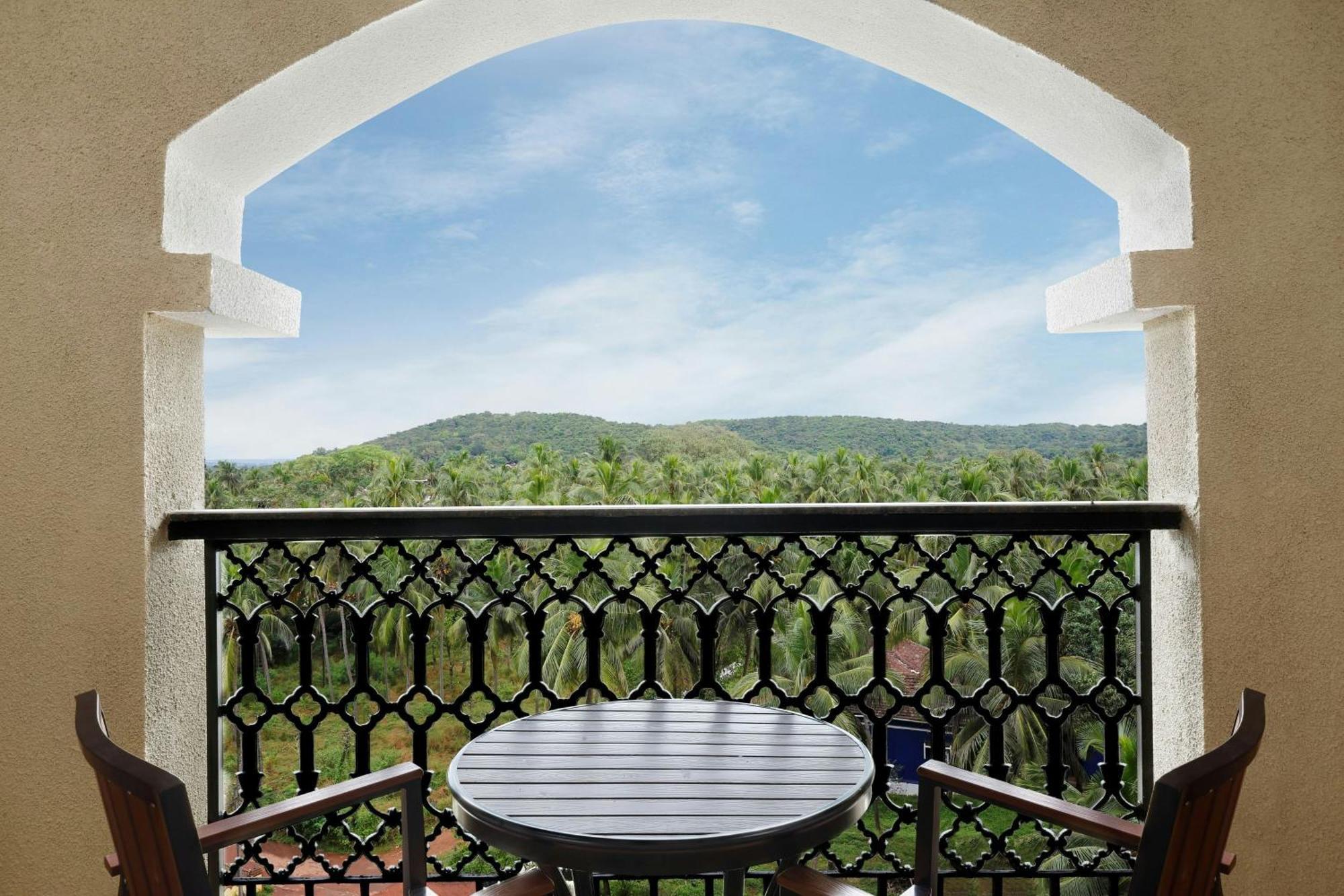 Fairfield By Marriott Goa Calangute Hotel Exterior foto